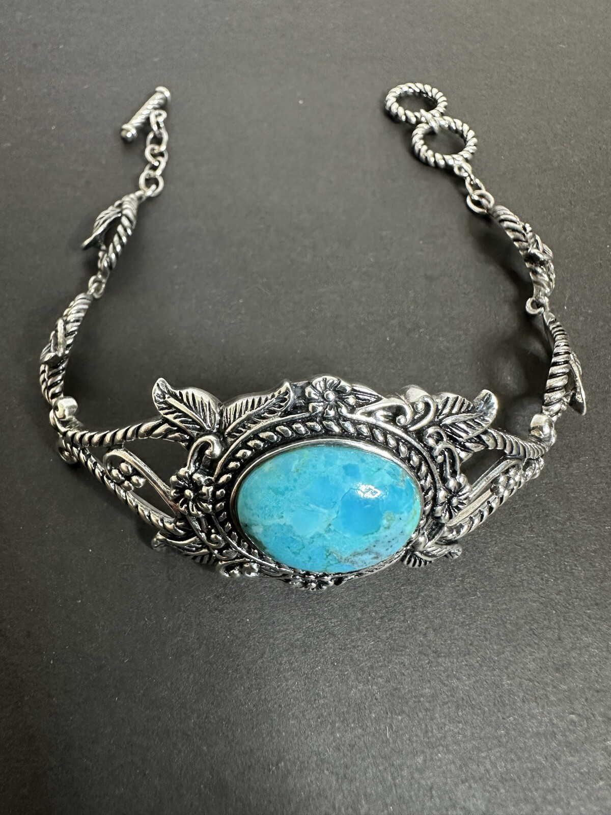 STERLING SILVER TURQUOISE FLOWER DESIGN BBJ TOGGLE BRACELET Adj.Bangkok Ratnaraj