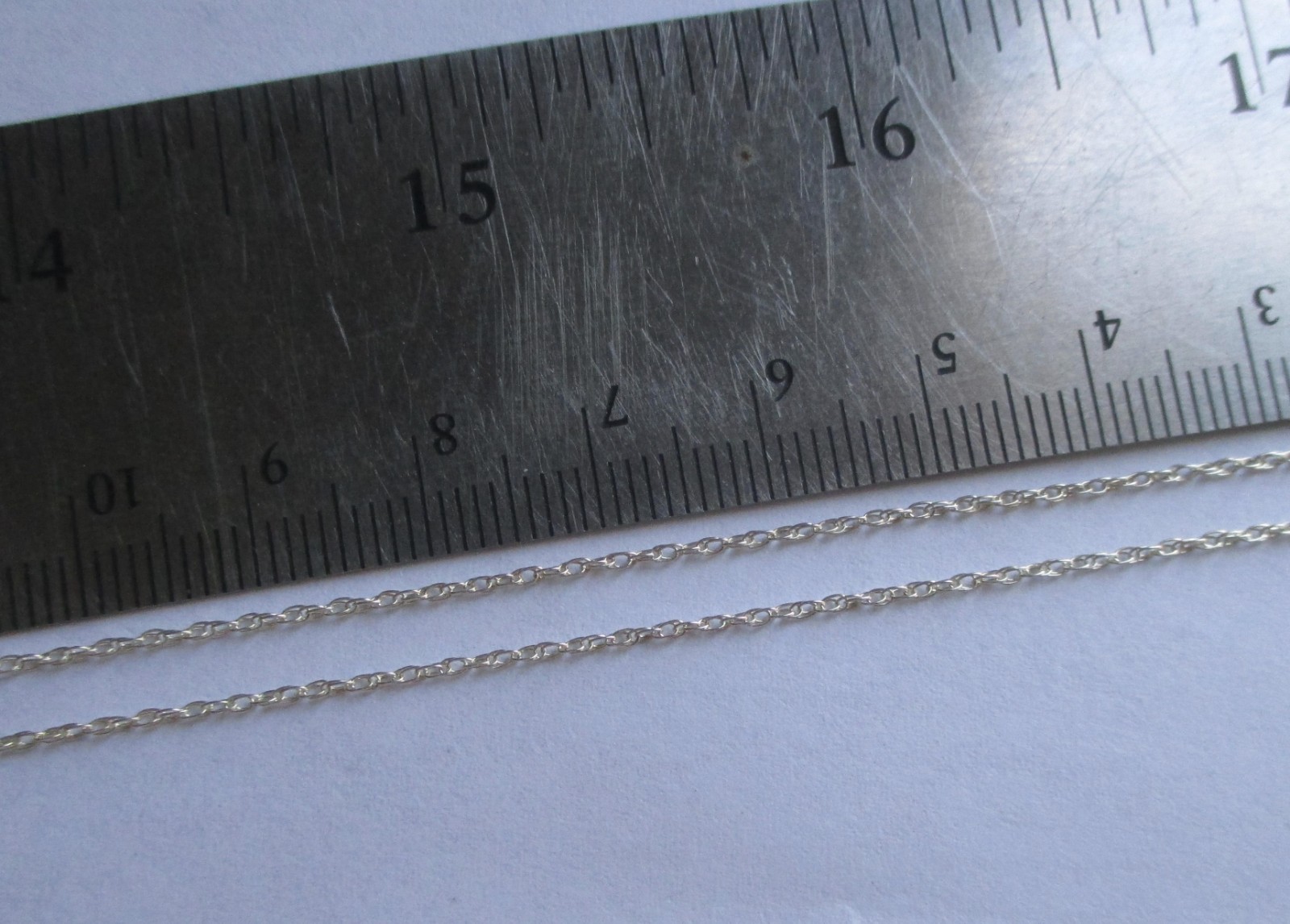 18in Long 0.8g 1mm VINTAGE STERLING SILVER 925 SINGAPORE CHAIN NECKLACE