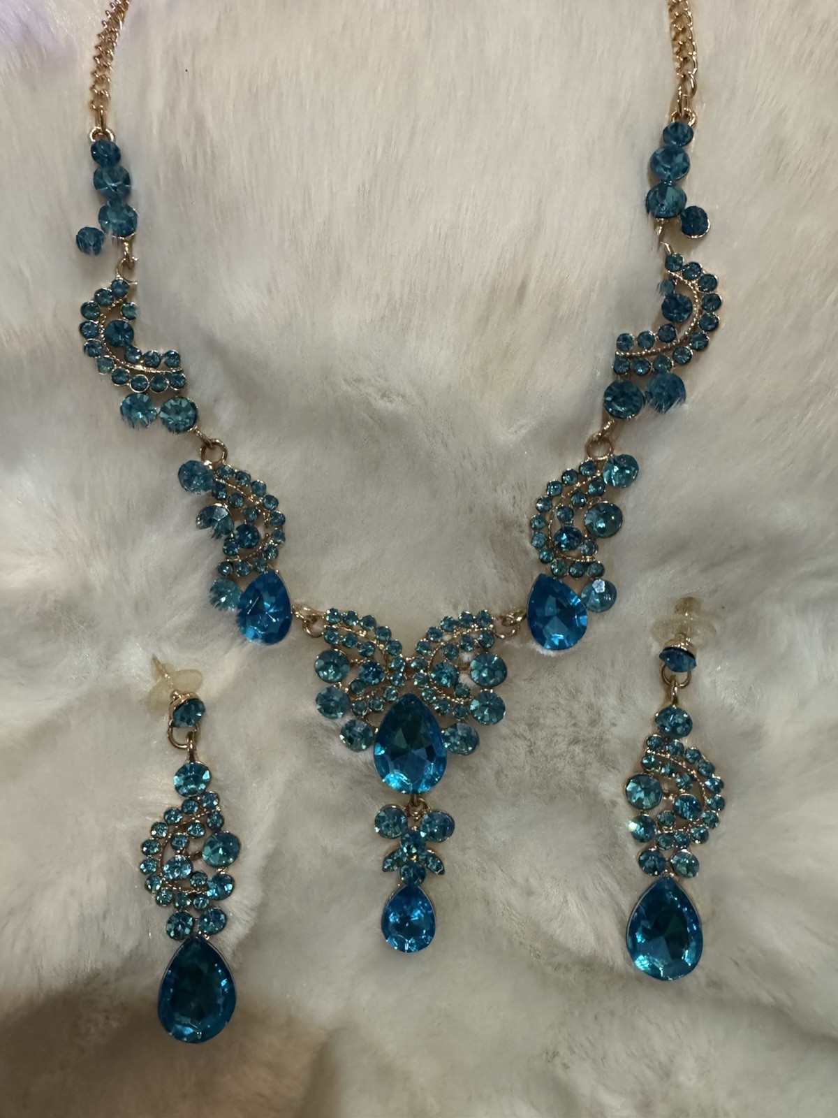 Beautiful Prom Bridal Pageant Jewelry Set Necklace Earrings Blue