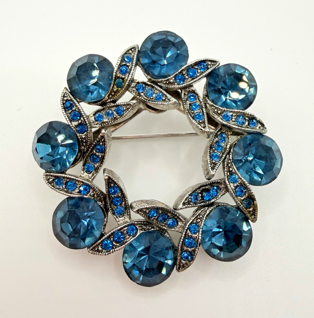 Vintage Signed Weiss Blue Faceted Rhinestone Wreath Brooch Circa 1950’s-60’s