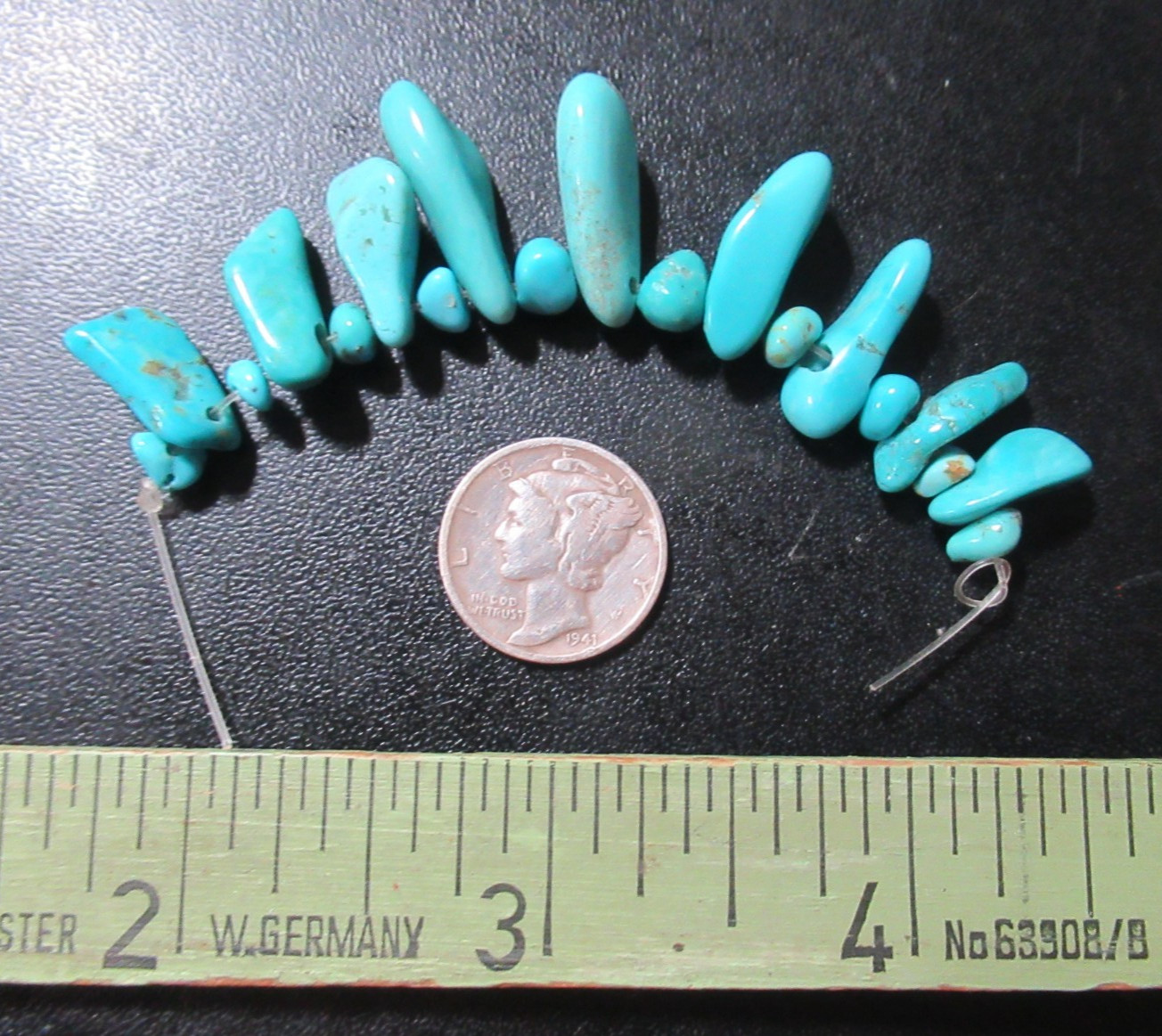 9 KINGMAN TURQUOISE PENDANTS 13mm to 17mm & 10 SM NUGGETS 5mm to 7mm 50tcw #888