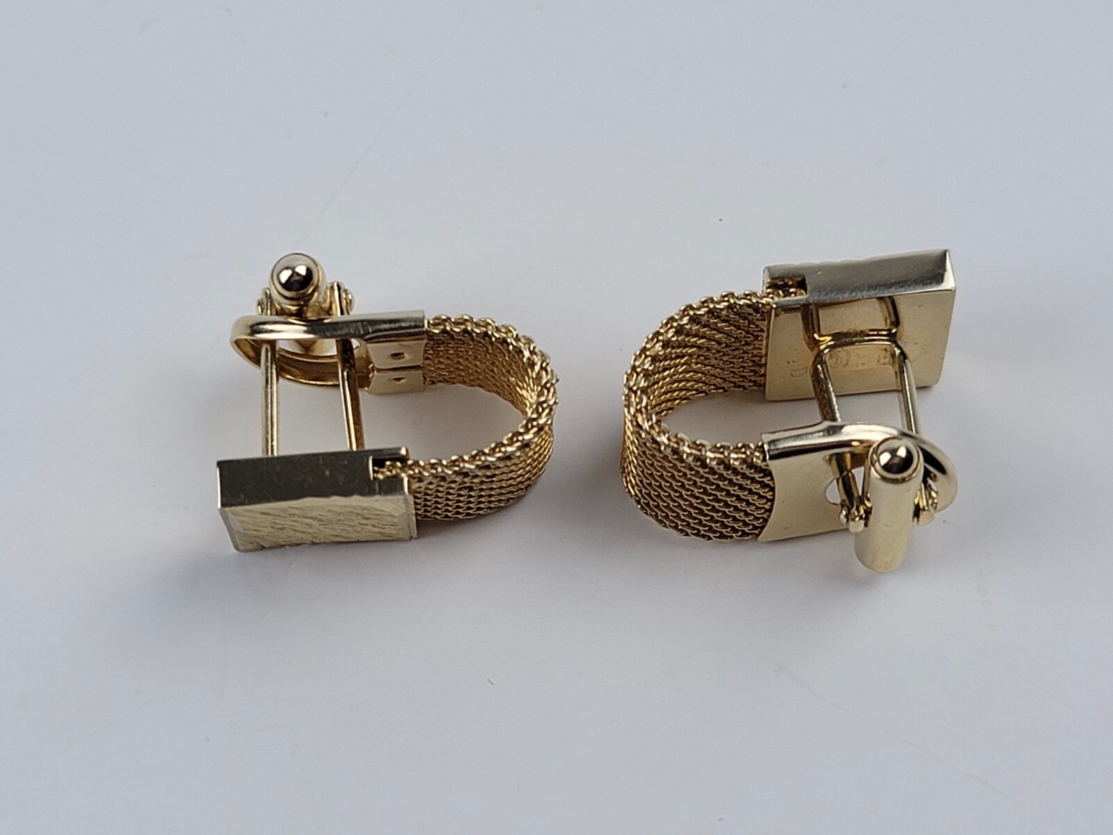 Vintage Anson Gold Tone Mesh Wrap Cuff Links Beveled Diamond Shape pattern