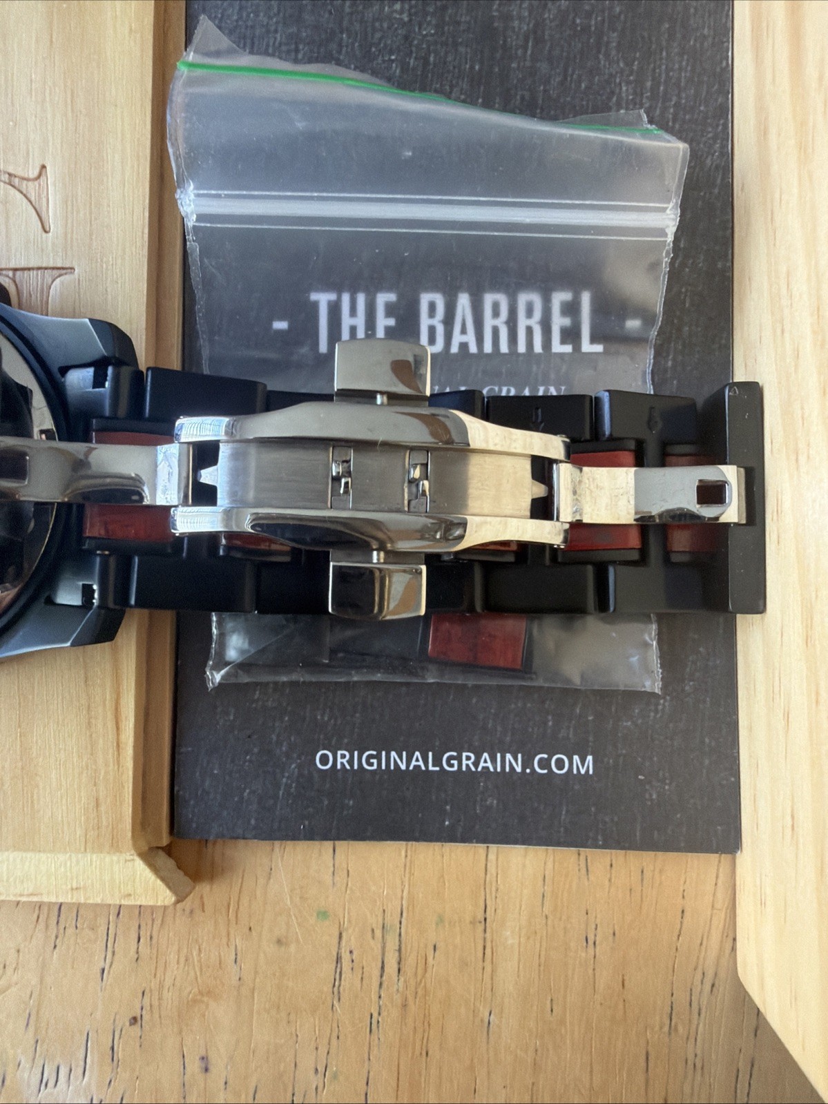 Original Grain the Classic Rosewood Black Stainless Steel Watch