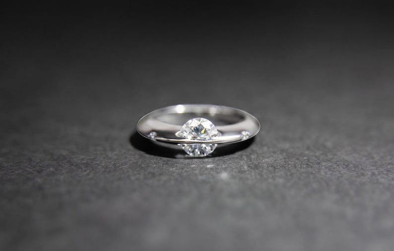 1.0 CT Round Spinner Moissanite 14K Gold Rotating Star Proposal Ring For Her