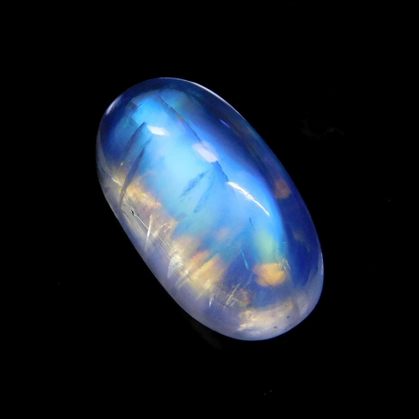 Top AAA Quality Rainbow Moonstone Cabochon Loose Gemstone 14.2x8x5.5mm 5.15Cts