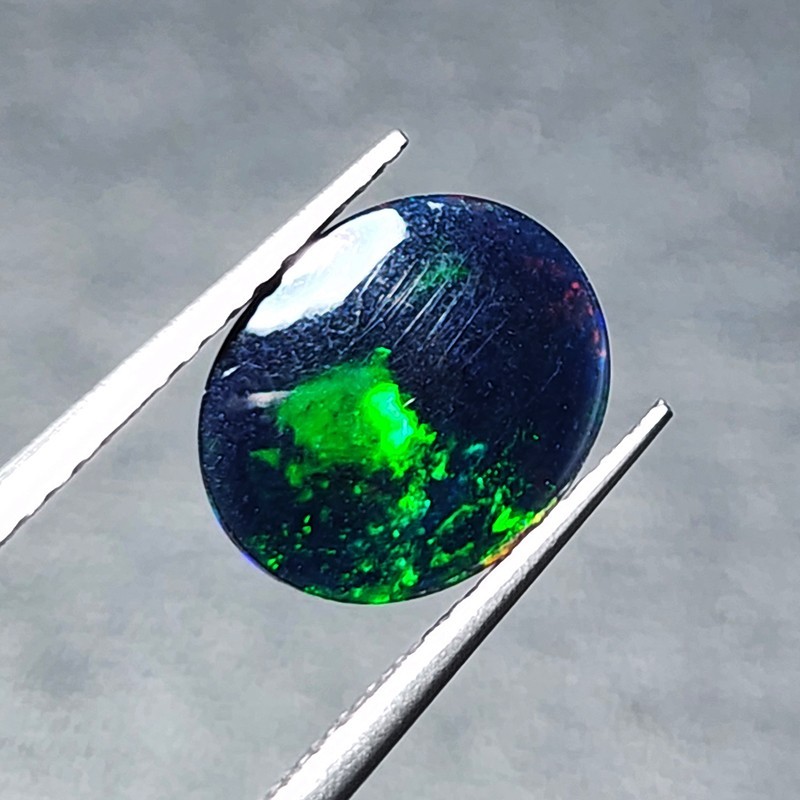 Natural Welo Black Opal Ethiopia Oval Cabochon AAA Green Fire Gem 1.45Ct Ring