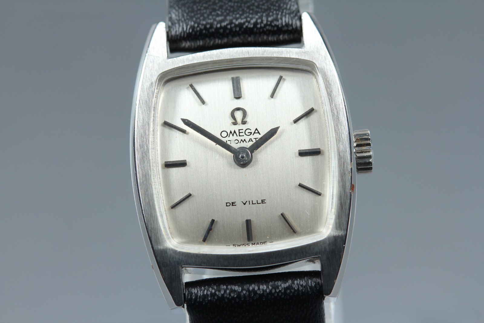 Vintage 1973 OMEGA Automatic De Ville Womens Cal.661 Ref.551.050 From Japan