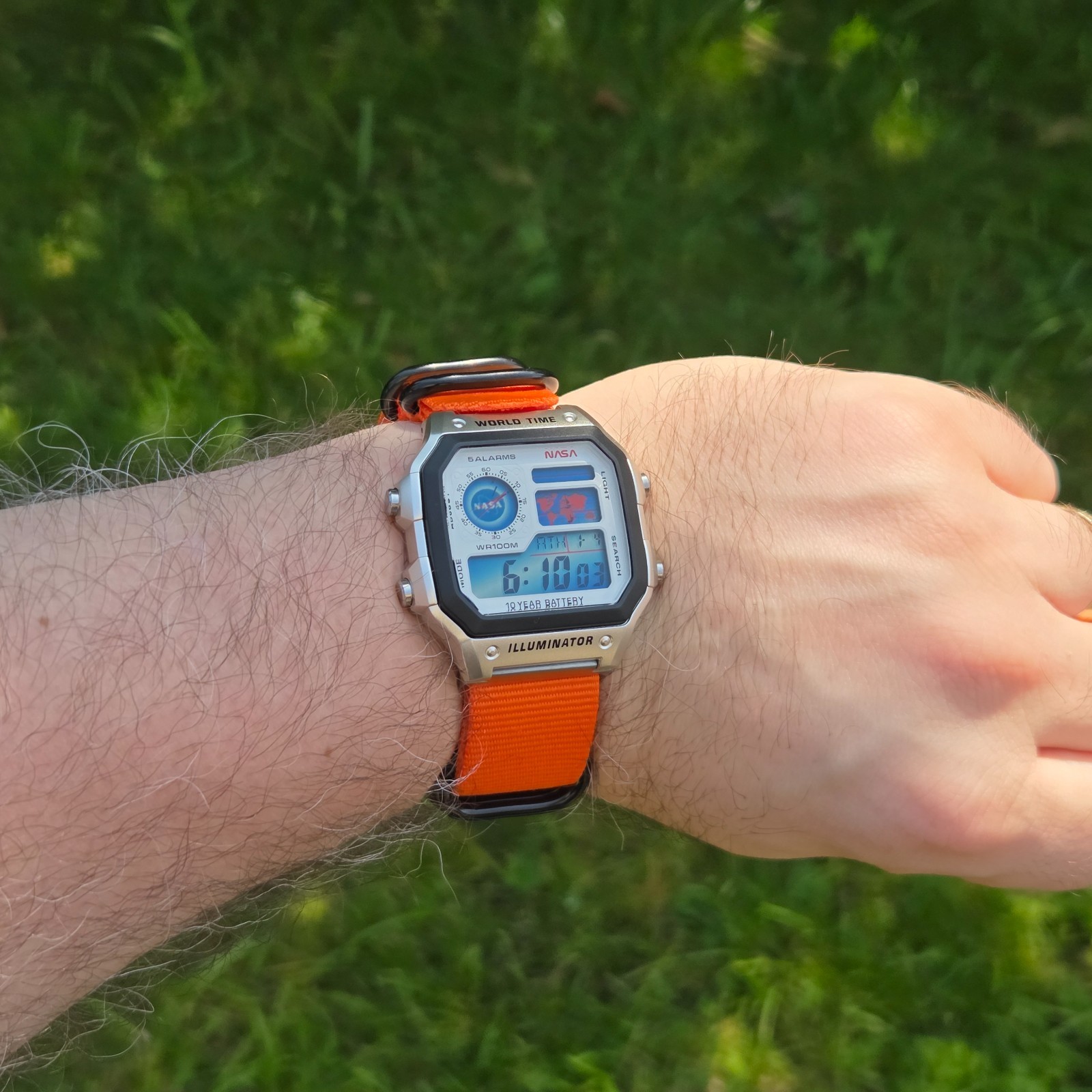 New Casio Royale AE1200 Mod – NASA Royale (Gradient Hydromod)