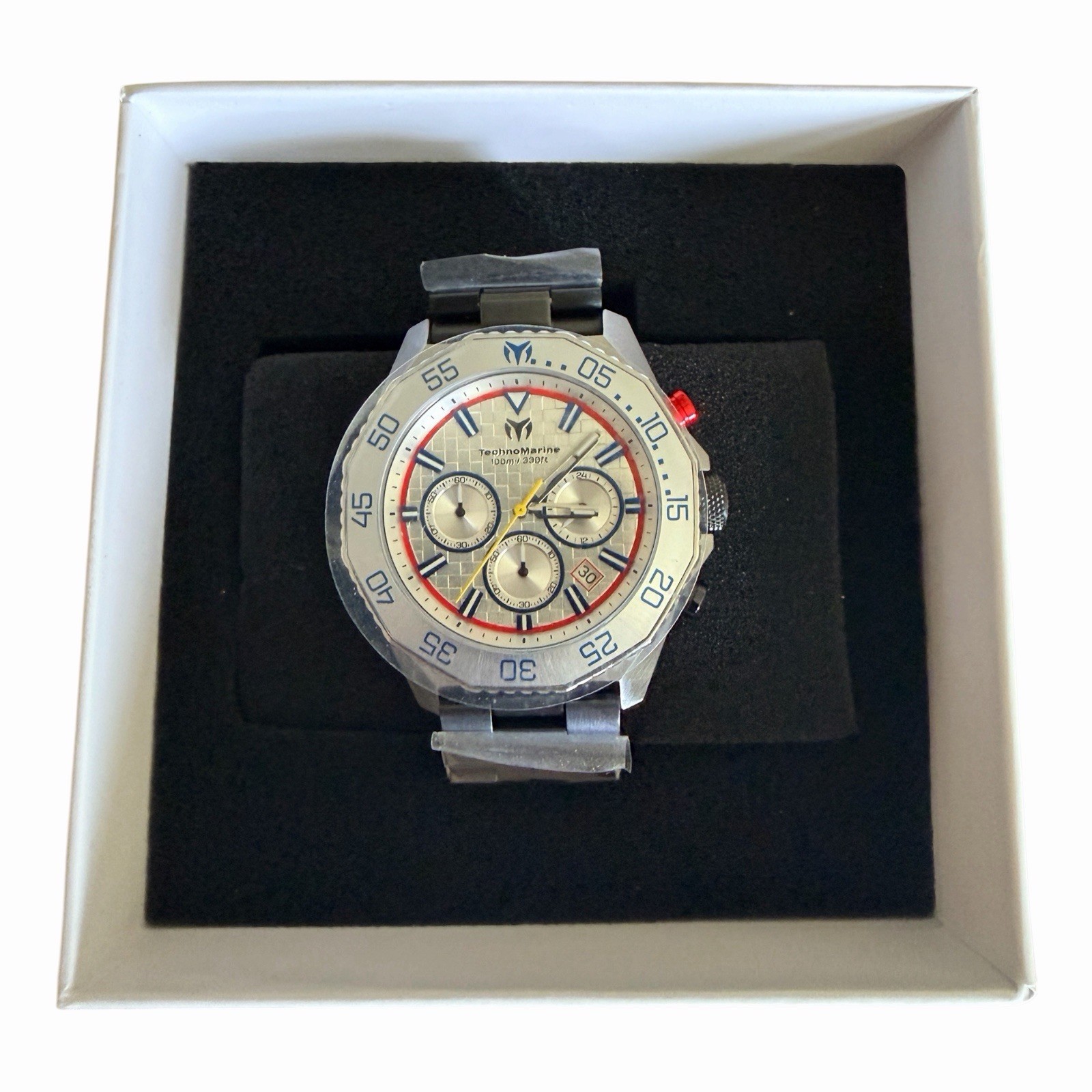 Invicta 6-Piece Watch Collection With Free Aluminum Case!! – $610 Retail Value