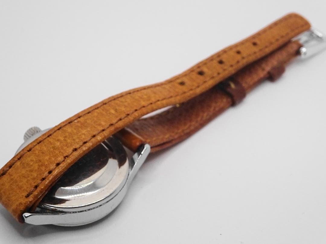 [Rare, Non-functional] CITIZEN Snoopy 4-230299 Hand-wound Watch S304