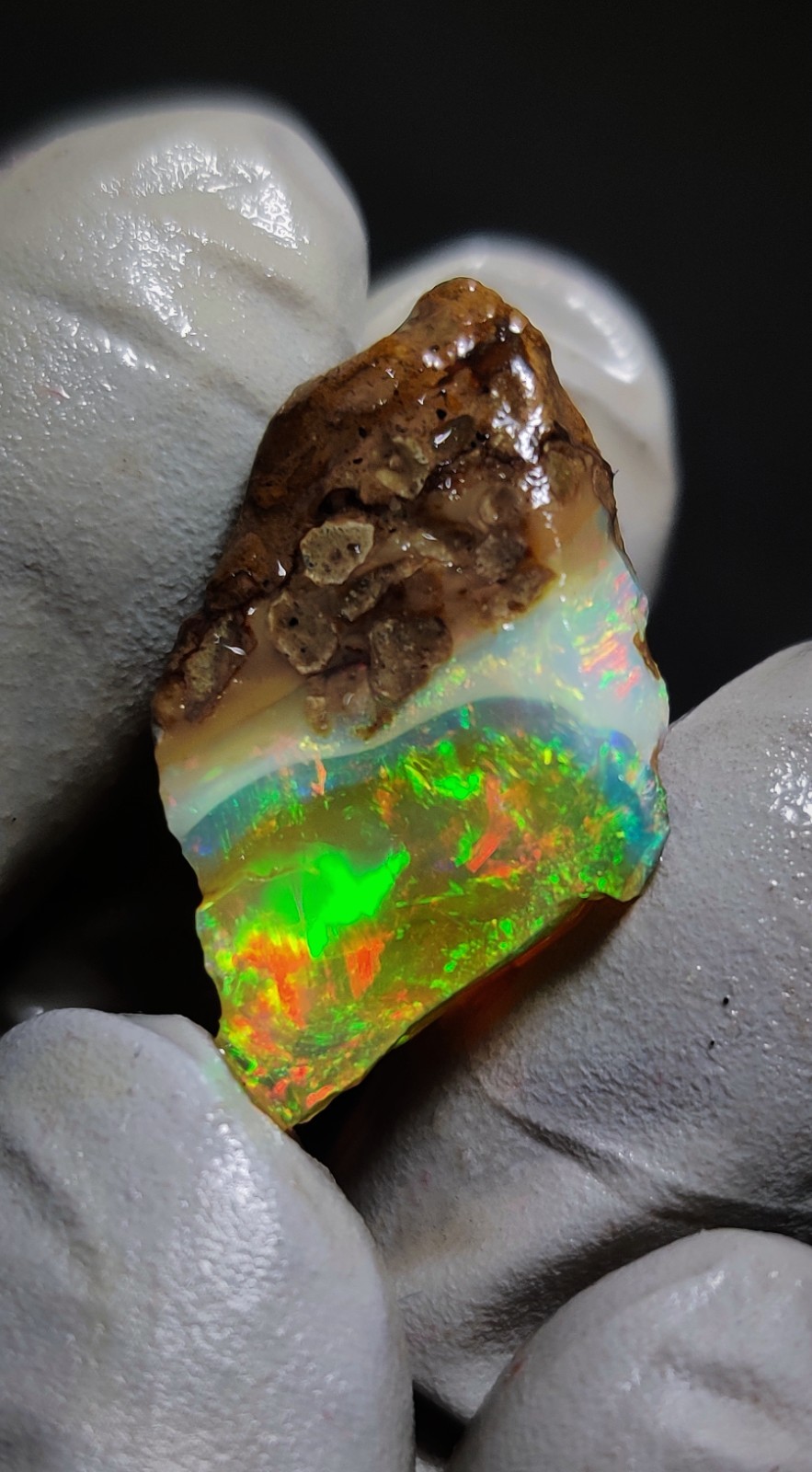 14 Ct ethiopian oil opal rough natural Welo fire Play Of Color Loose Gemstone