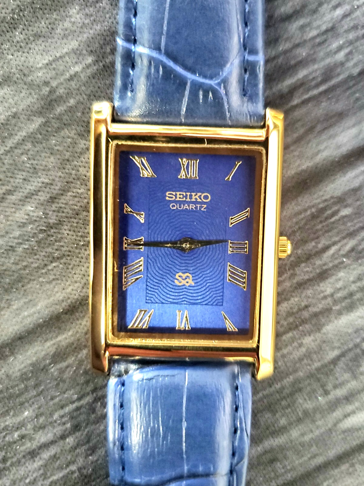 Vintage Rectangle Tank Gld Blu Blu Men Dress Watch New Mov Batt-