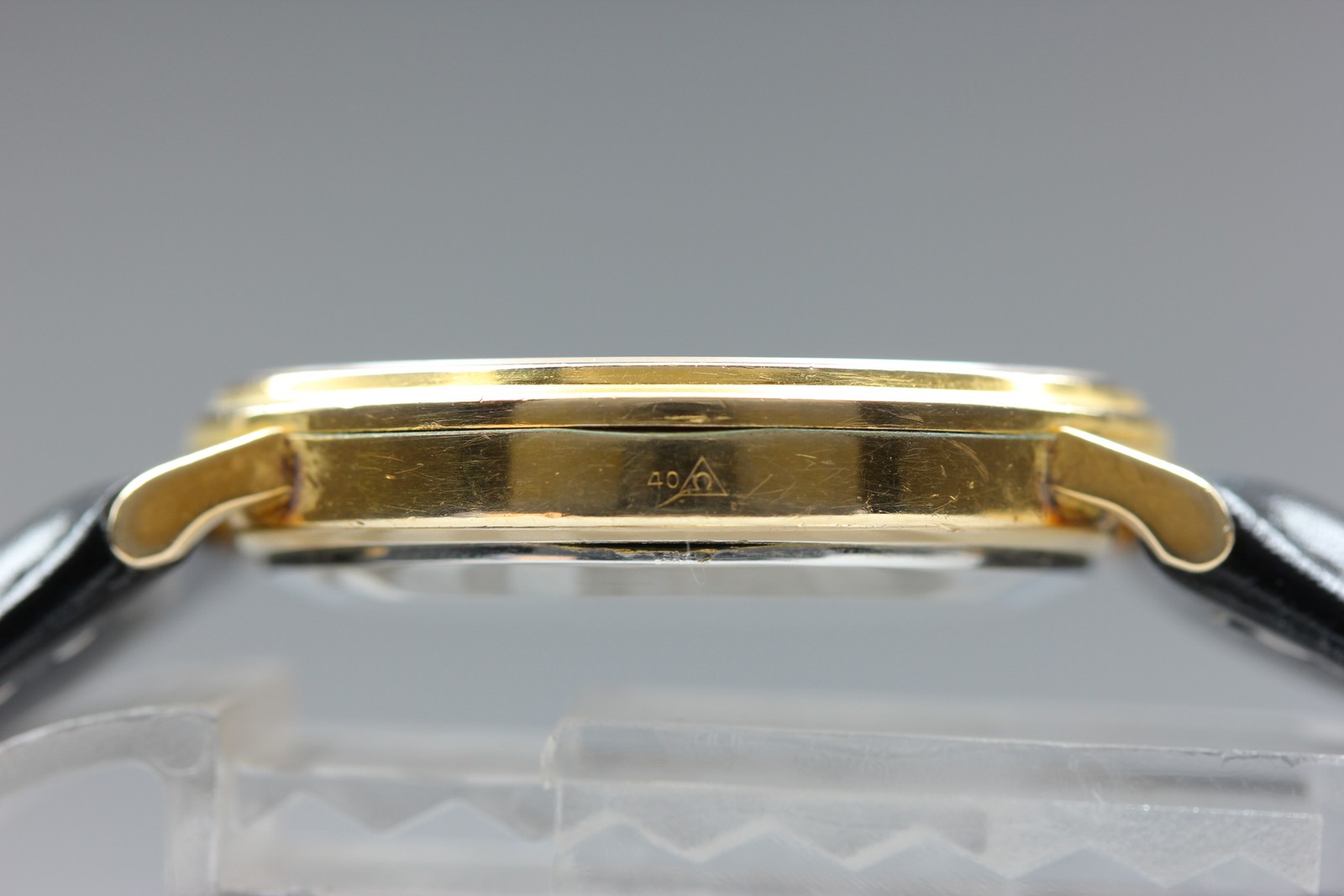 Vintage 1980 OMEGA Constellation Mens Cal.1330 Ref.191.032 Quartz From Japan
