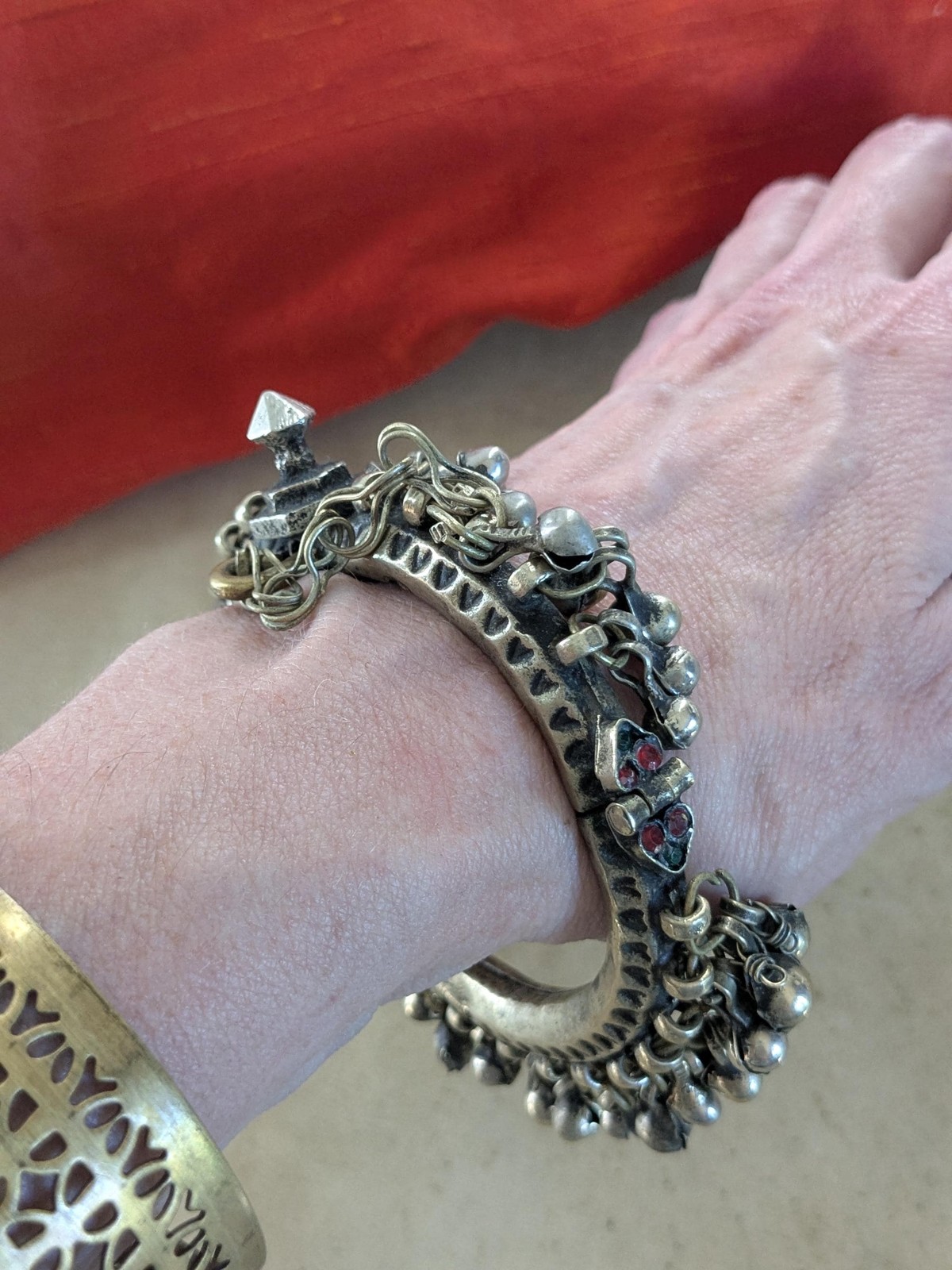 Kuchi Bangle Jingling Baubles & Bud Accent Vintage Tribal Jewelry 6.75″ (21495)
