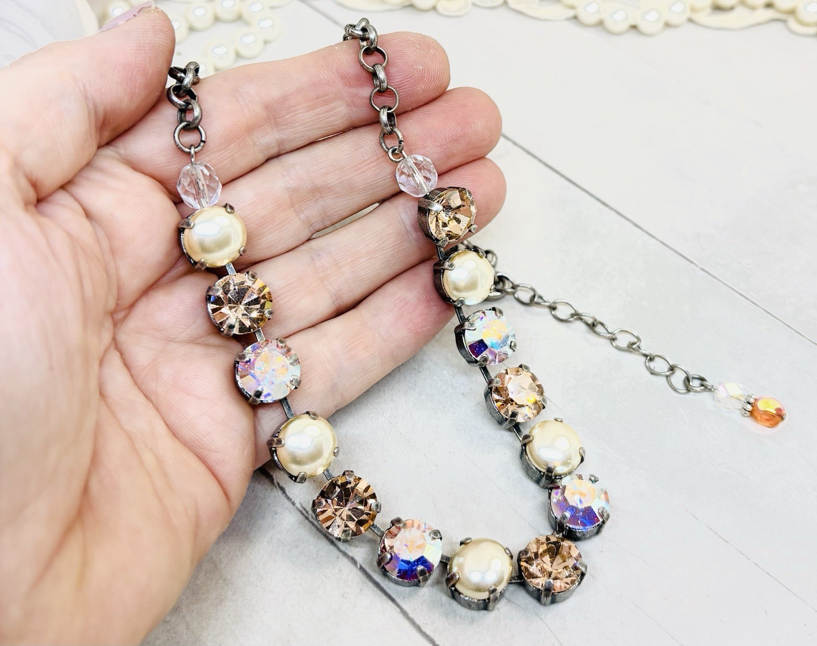 10mm Antique Silver Plated Peachy Cream Cup Chain Necklace with Lt Peach Stone