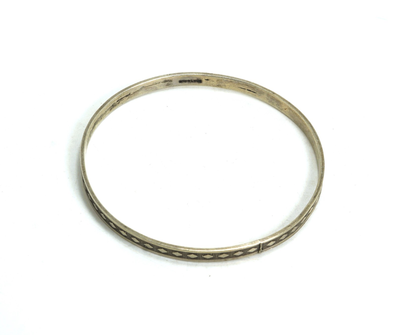 Vintage Sterling Silver Diagonal Shape Pattern Bangle Bracelet