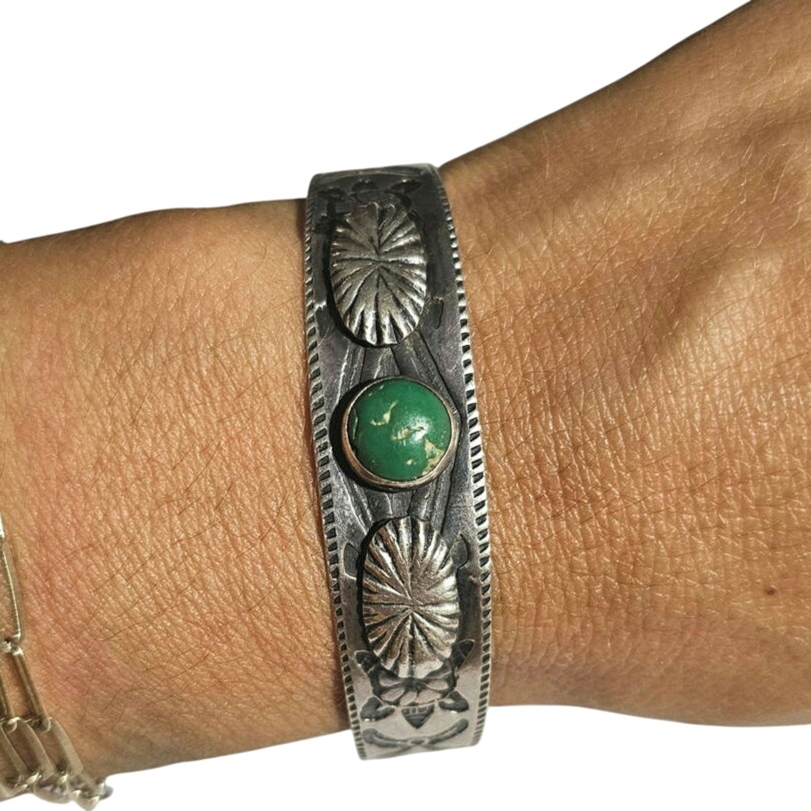 Vintage Fred Harvey Era Sterling Silver Turquoise Stampwork Cuff Bracelet