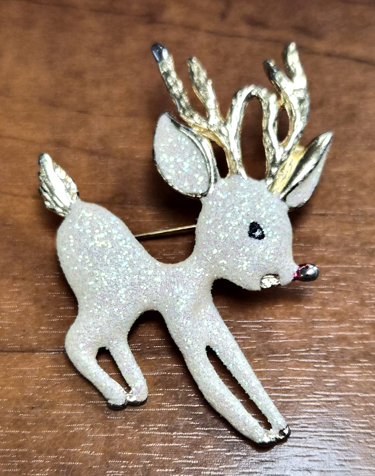 Vintage 90’s Christmas Holiday Glitter & Gold Tone Reindeer Enamel Pin / Brooch