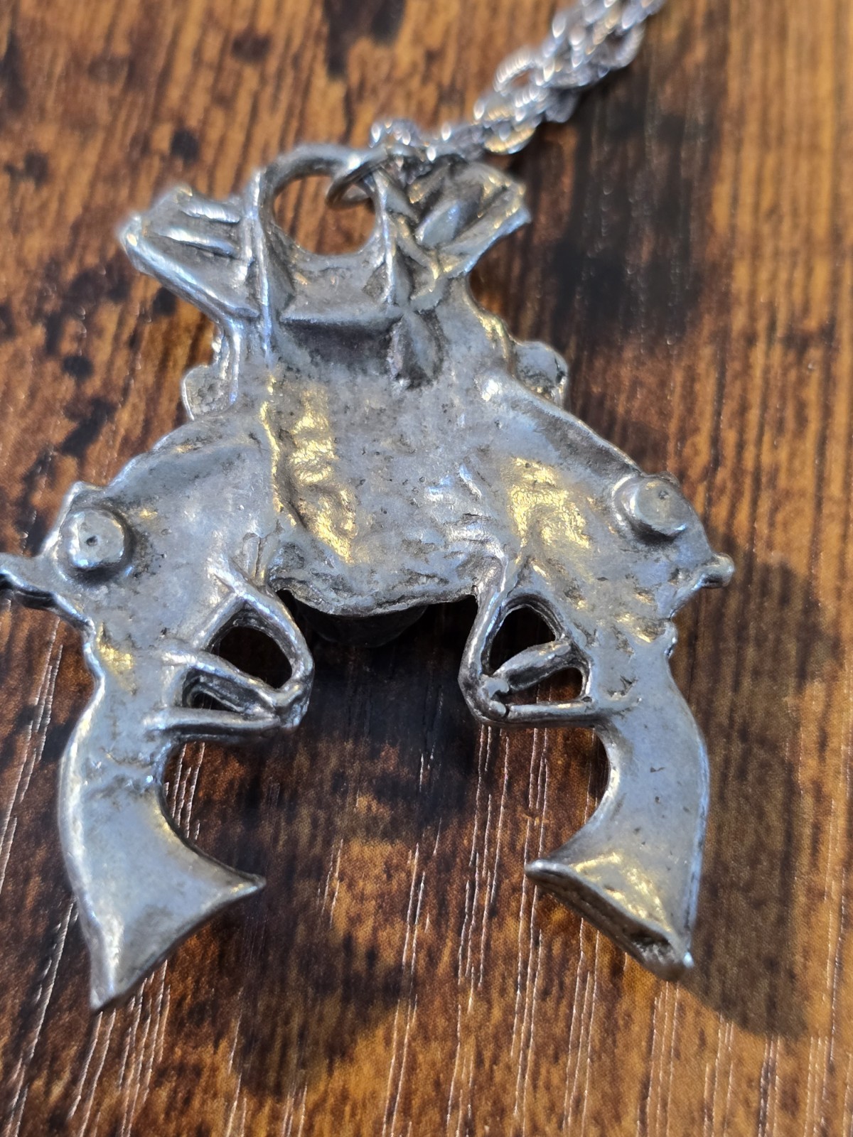 GUNS N ROSES SLASH AXL ROCK & ROLL MUSIC PEWTER PENDANT & NECKLACE