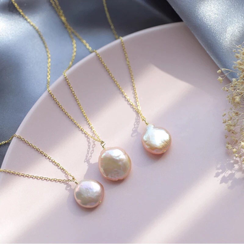 ZARD Round Baroque Pearl Pendant Necklace in Gold Chain Minimalist Jewelry