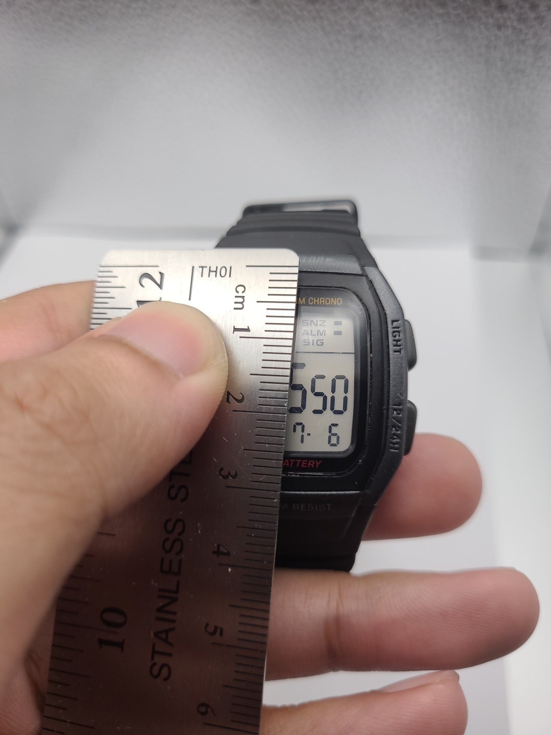 Casio Illuminator Digital Watch Men Alarm Chronograph 3239 W-96H Day Date Workin