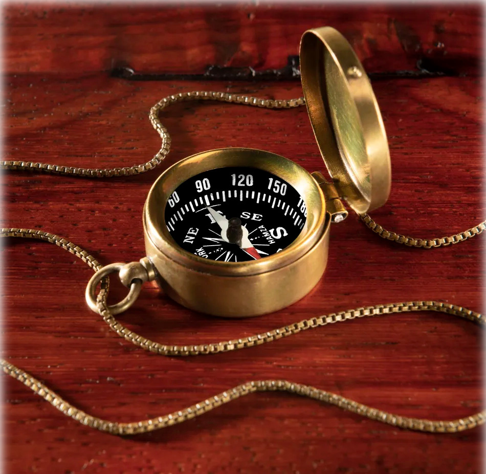 VTG Style Compass Locket Necklace – Gold-Tone, 28″ Box Chain, 1⅜” x ½” Necklace