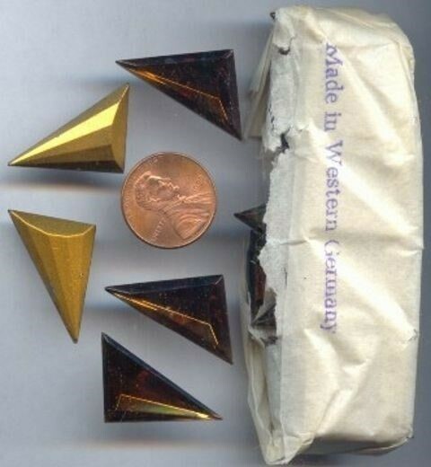 12 VINTAGE WESTERN GERMANY GLASS TOPAZ 16x9mm. TRIANGLE GEM JEWELS G245