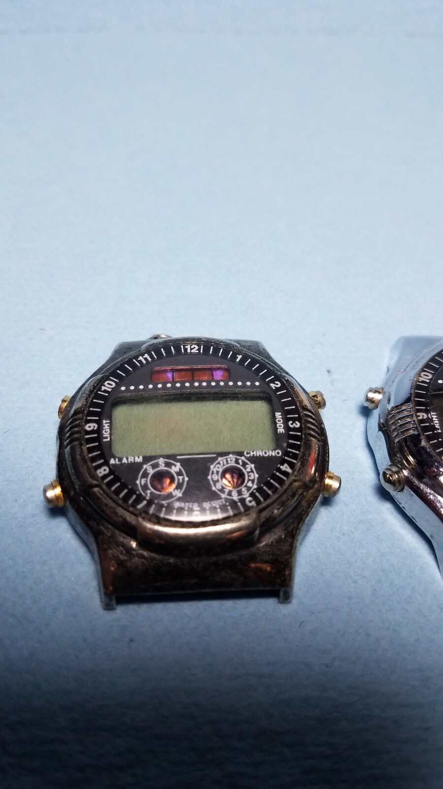 LOT OF 2 VINTAGE UKNOWN WATCHES FOR PARTS