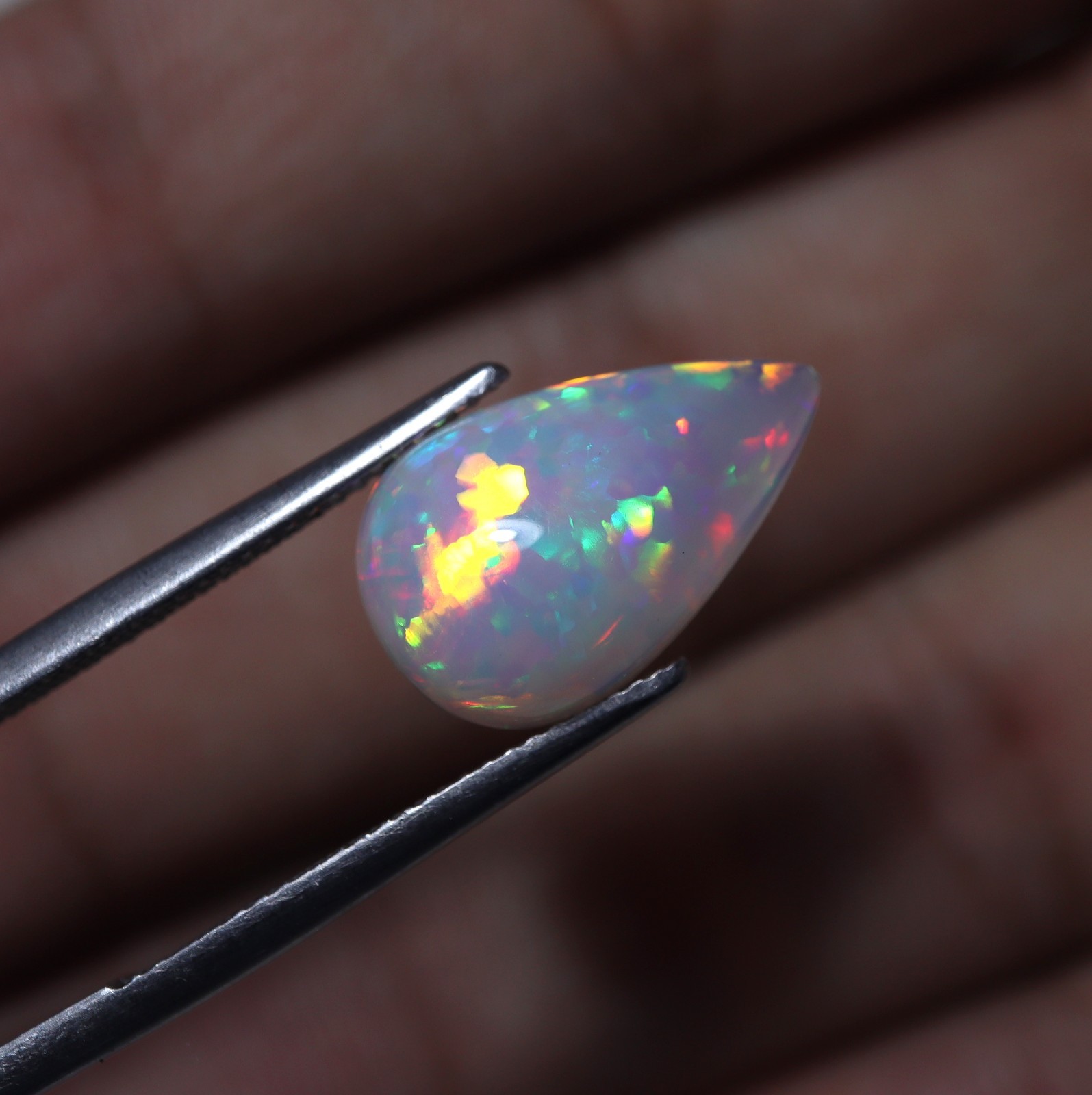 4.2 Cts 16.5×10.2 MM Natural AAA Green Red Yellow Fire Ethiopian Opal Pear