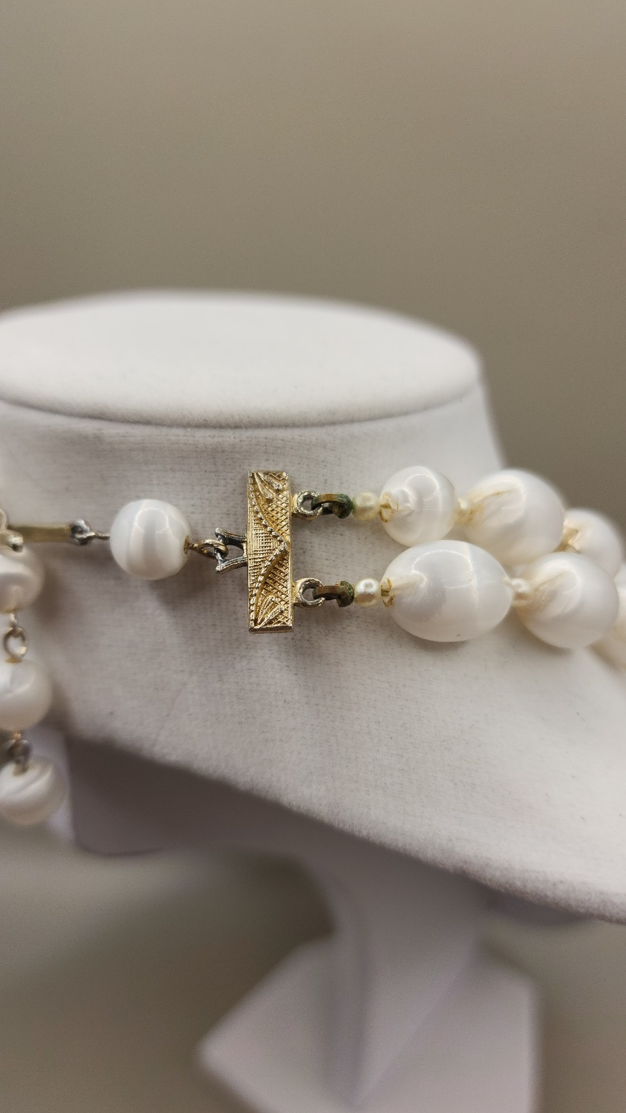 Vintage 1960s Japan Double Strand Necklace Faux Satin Pearl Moonglow Lucite
