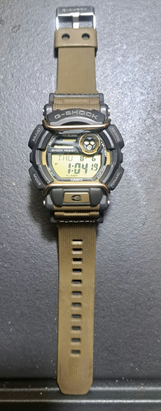 Casio G-Shock GD-400-3 Military Olive Green Digital Watch – Bull Bars – Full Box