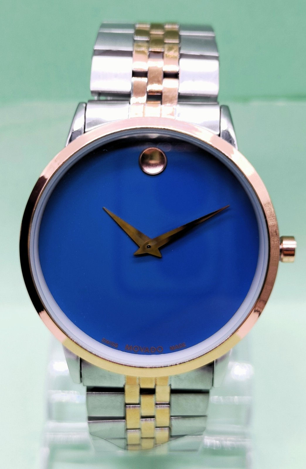 Amazing Movado Museum Classic Analog Dial Color Blue Quartz Men’s Wrist Watch