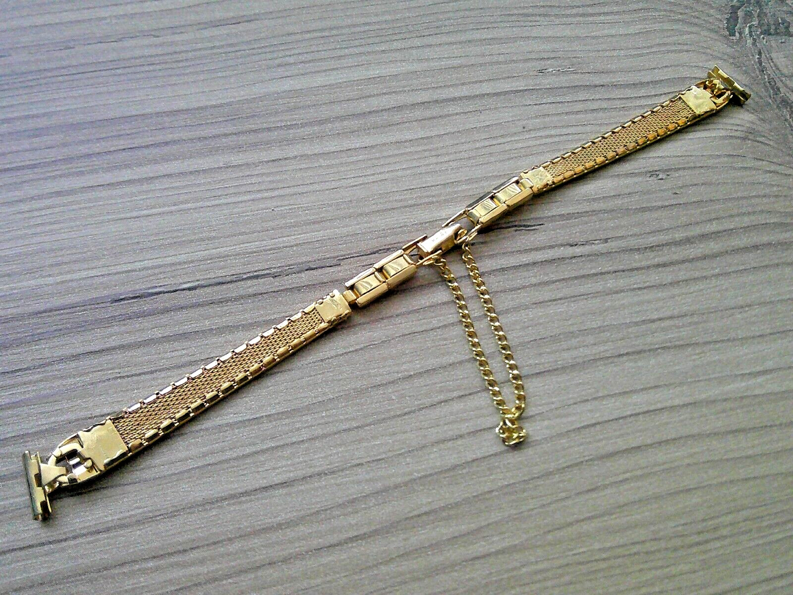 Empire Gold Tone Ladies Metal 9.5mm Watch Bracelet Safety Chain Fold Over Clasp
