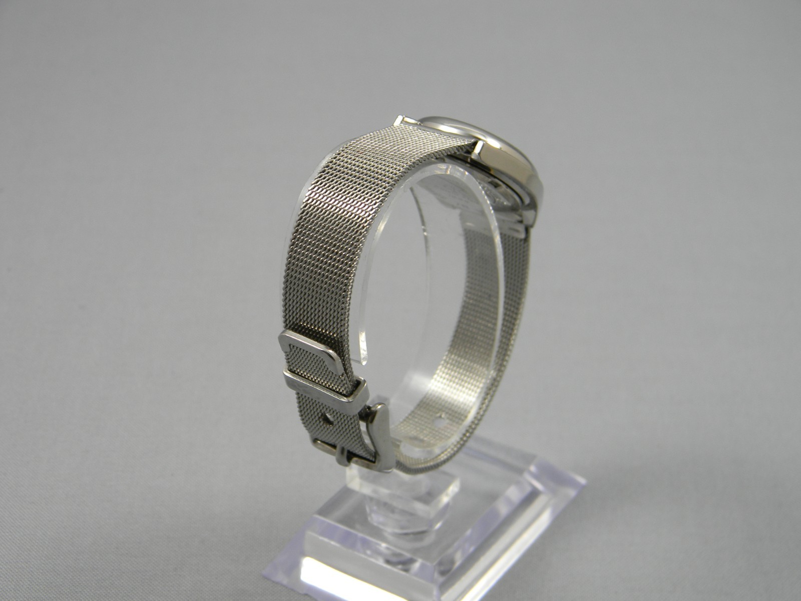 Calvin Klein Watch Women 26mm Silver Tone Blue/Black Dial Mesh Band New Battery