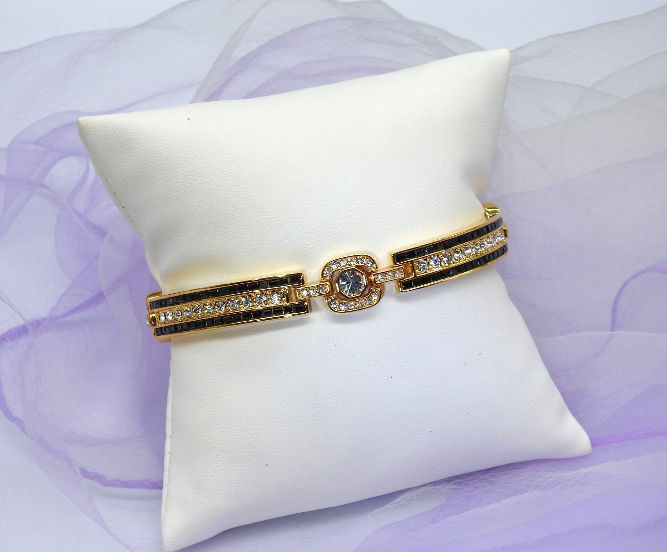 Camrose and Kross Jacqueline Kennedy Swarovski Crystal Link Bracelet New in Box