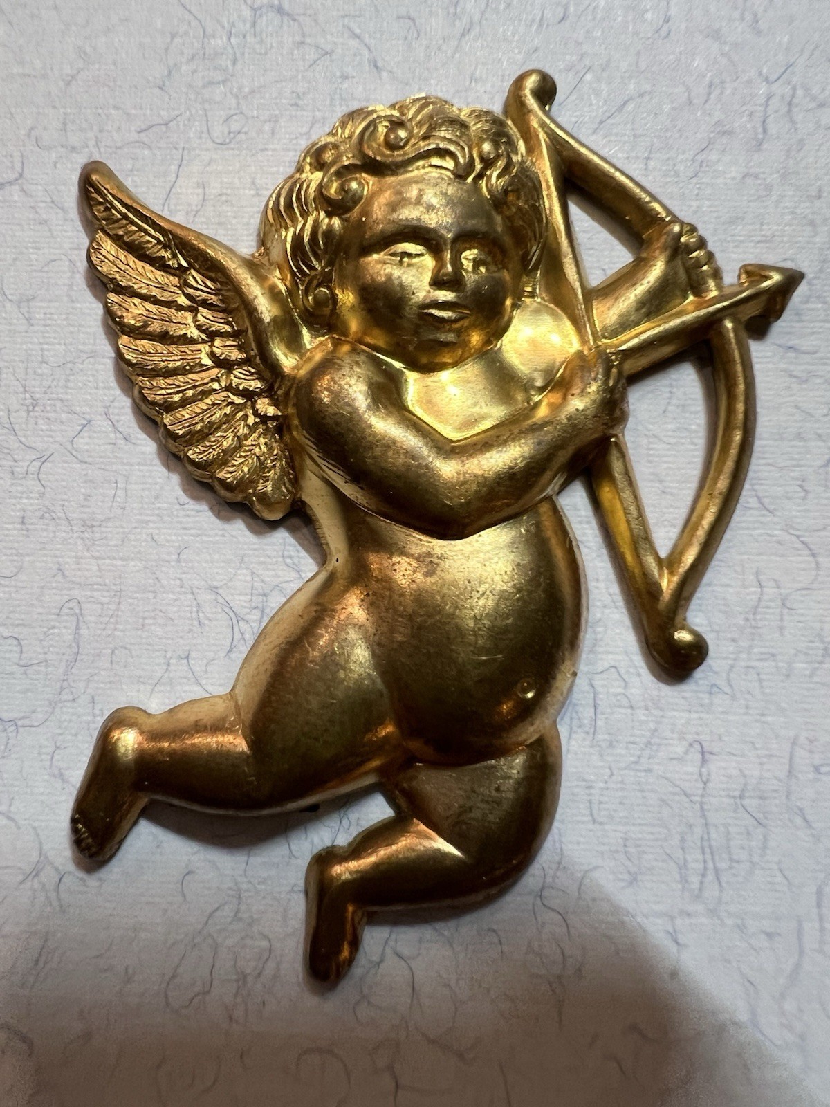 VINTAGE CUPID RAW BRASS STAMPING FROM FAMOUS MAKER FOR JEWELRY/CRAFT/DECOR NOS