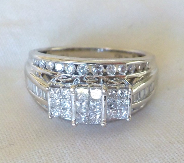 Heavy 14k White Gold Mixed Cut Cluster Diamond Ring – 5.20 gms, Sz 6.75, 0.95 ct