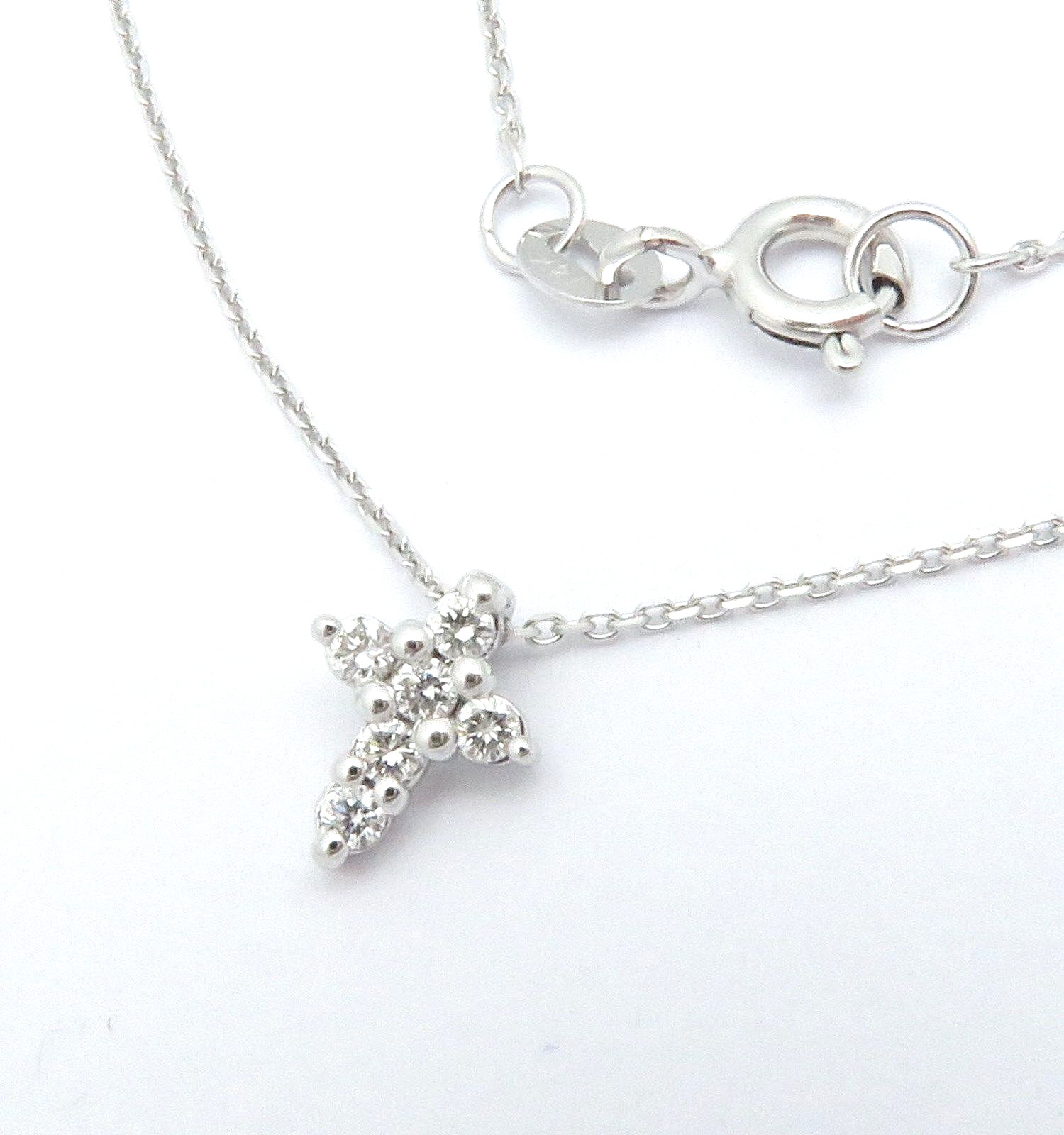14K SOLID WHITE GOLD SMALL TINY NATURAL DIAMOND CROSS PENDANT NECKLACE VS2-SI1 H