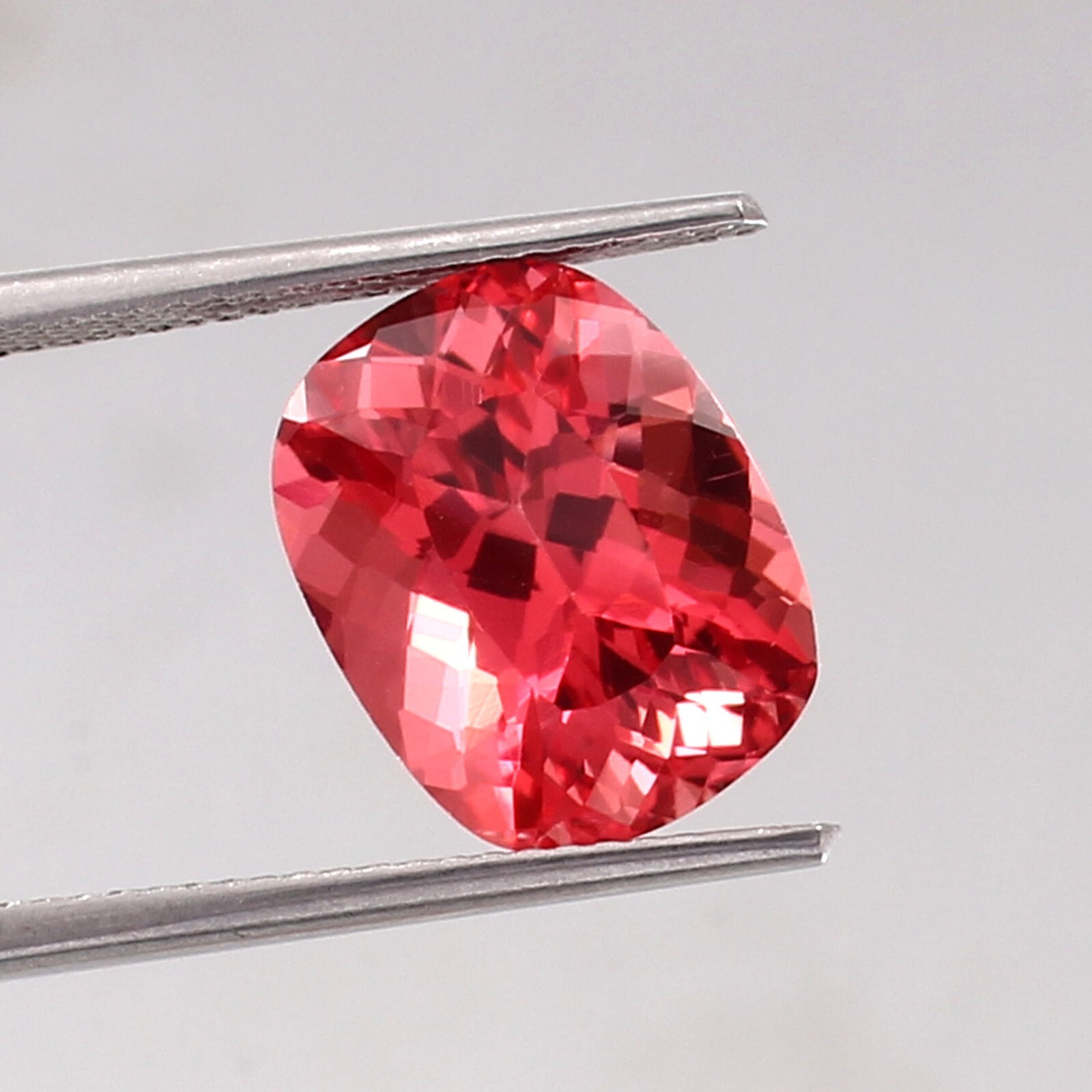 4.90 CT – AAA Natural Ceylon Padparadscha Sapphire Loose Cushion Gemstone Cut