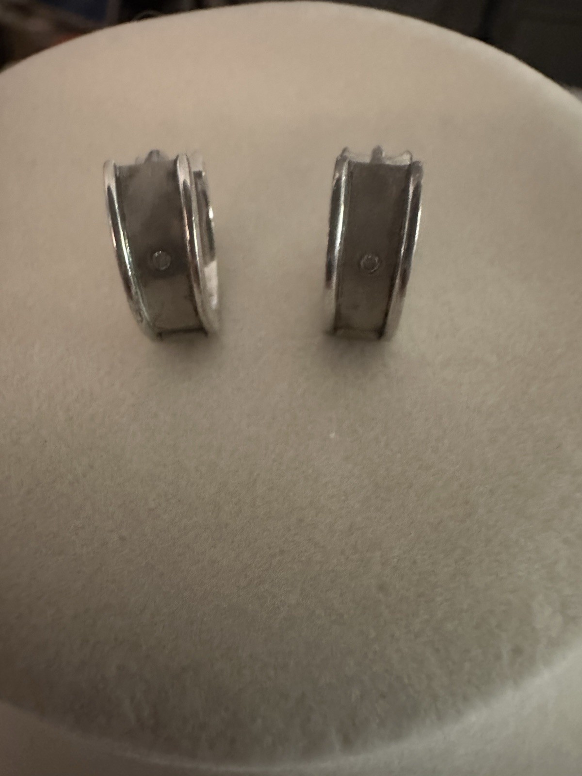 Huggie Latch-back 925 Sterling Silver Earrings With Clear Stone. Jewelry
