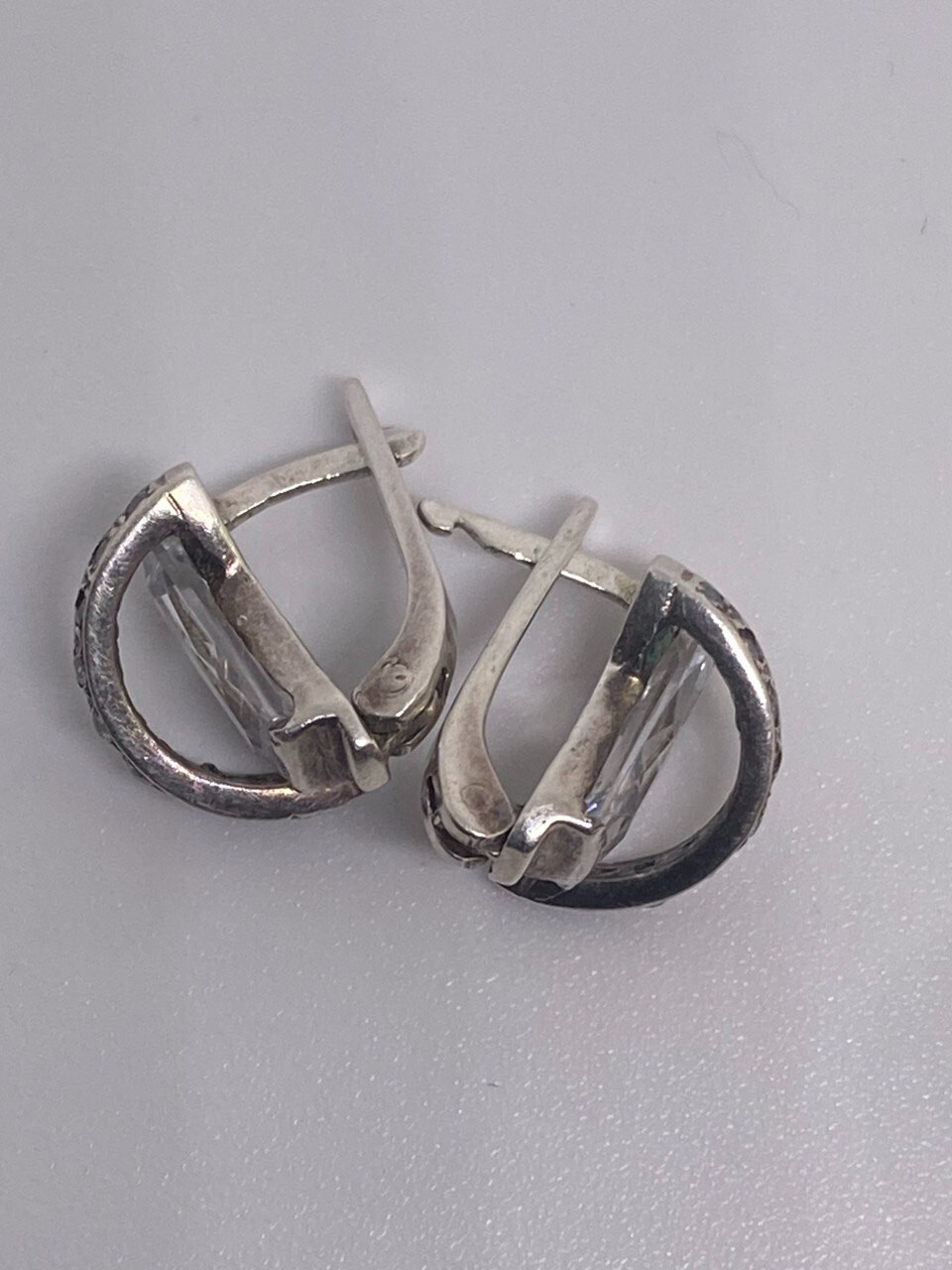Vintage beautiful earrings Silver 925 Ukraine. Women’s jewelry. Weight 4.0 g.