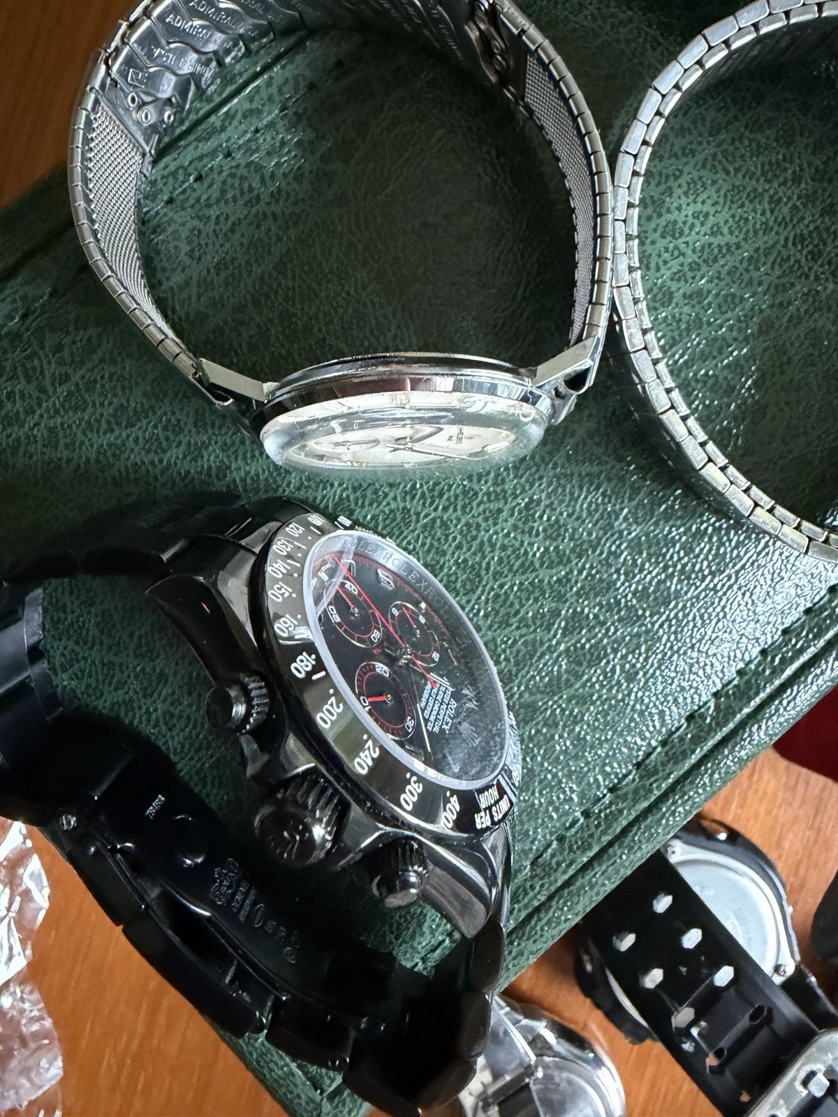 Watch Lot – Waltham, Lucien Piccard, Helbros, NOS Daytona Homage & More Untested