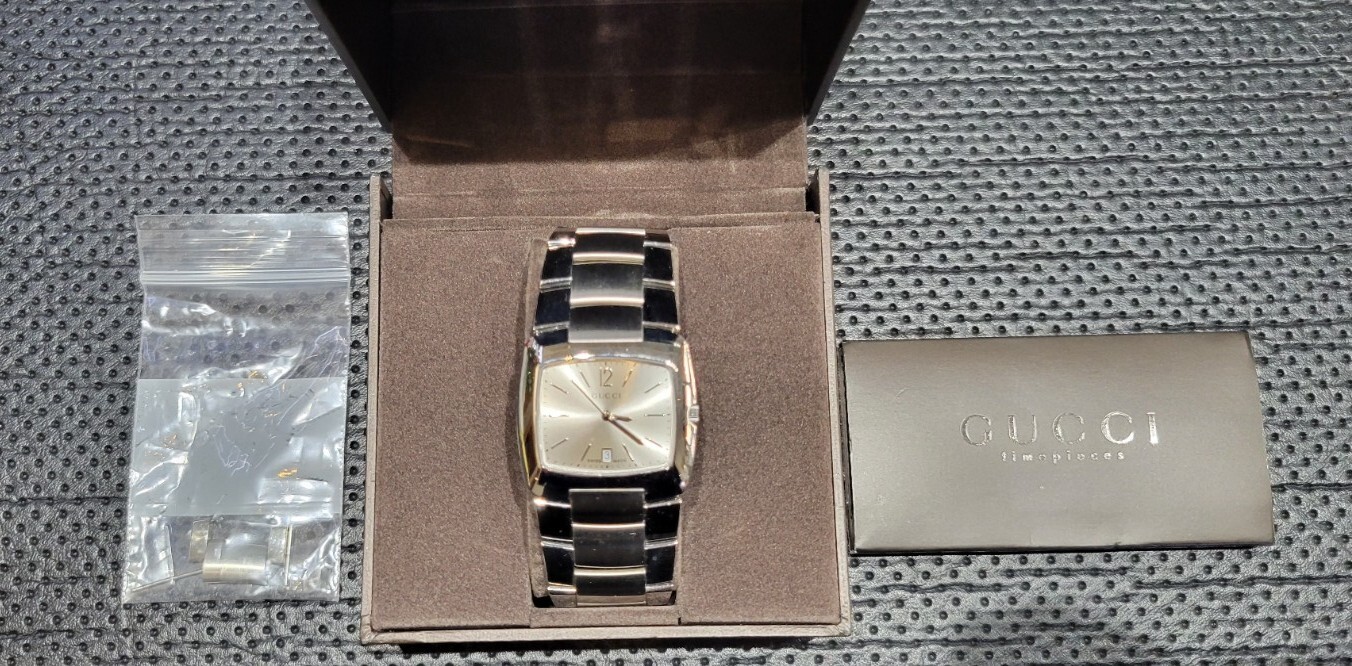 GUCCI 8500M Men’s Watch Stainless Steel Complete W/Box & Papers