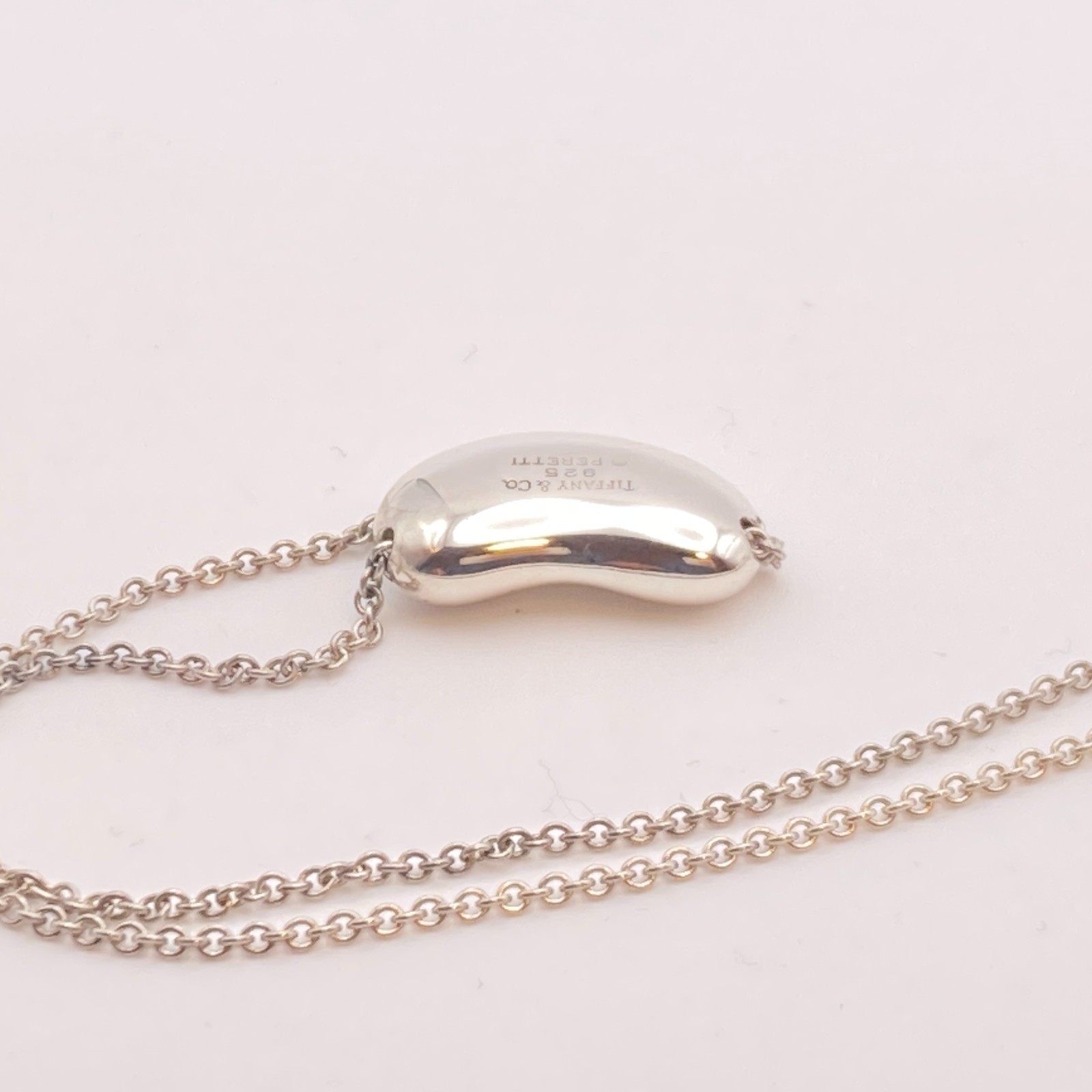 Tiffany & Co. 21mm Bean Pendant Necklace 16″ Silver 10.9g