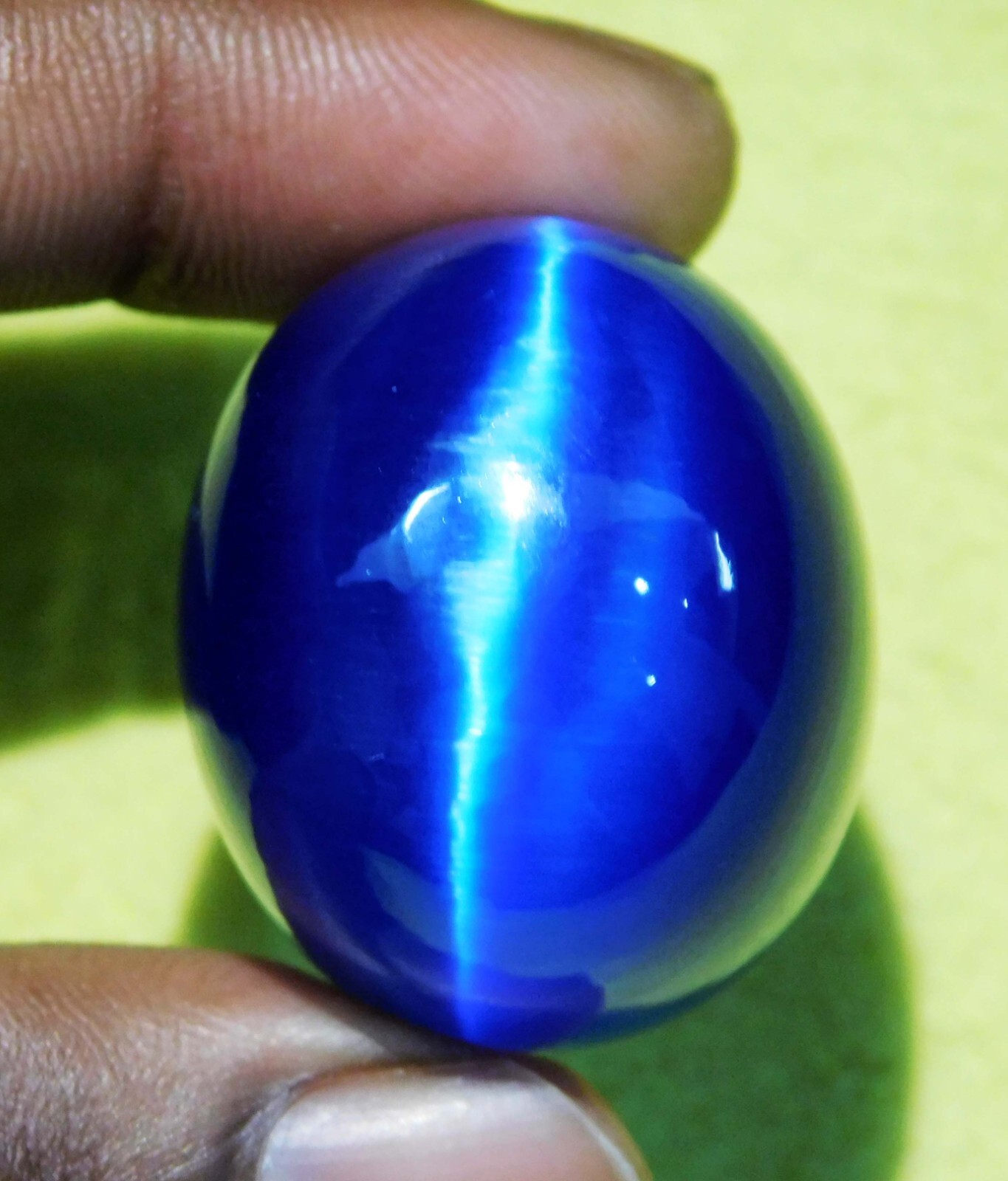 121.00 Ct Natural Chrysoberyl Blue Cats Eye Oval Cabochon Cut Loose Gemstone
