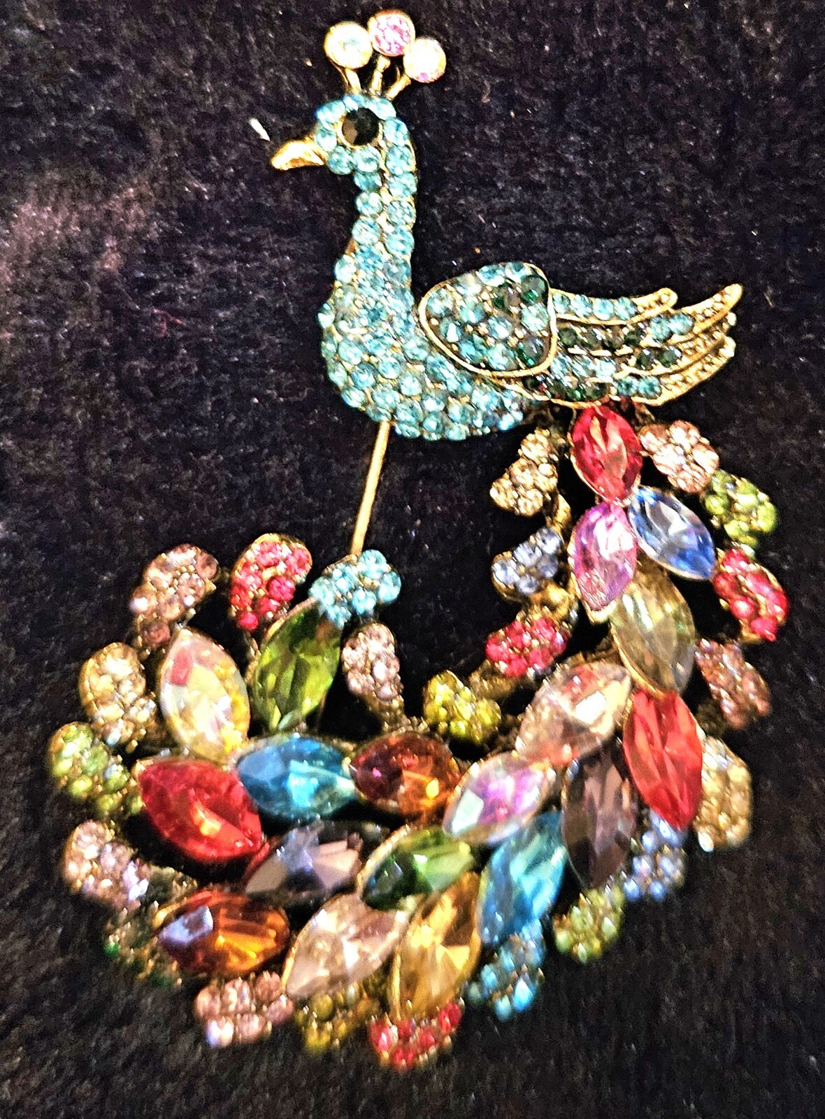 PEACOCK BROOCH EXTRAVAGANT BRILLIANT COLORFUL. CAN’T PASS THIS UP! JUST LOOK!!!!