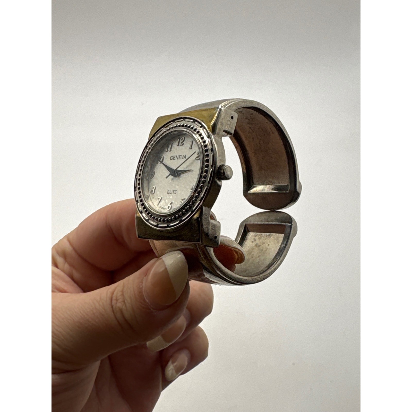 Geneva Elite Womens Two Tone Silver Gold Bracelet Cuff Watch #890 Japan Movt