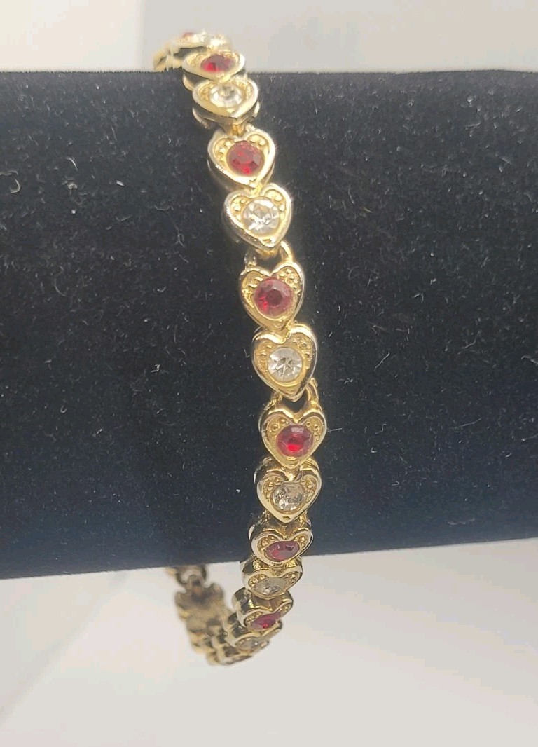 Vintage heart-shaped rhinestone Red And White crystal tennis bracelet 7.5″