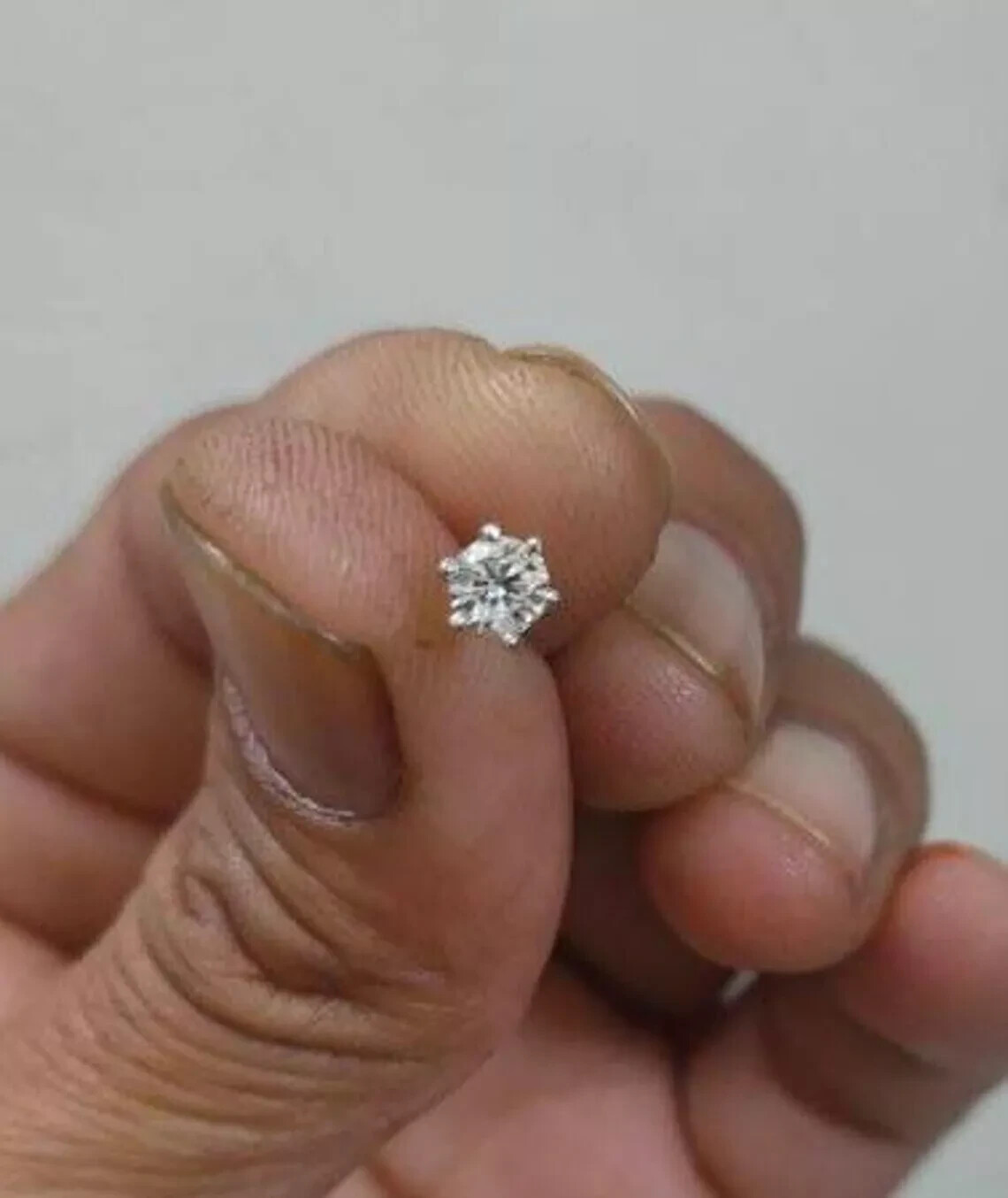 14K Yellow Gold 3MM Round Natural Diamond Piercing Screw Back Women’s Nose Pin