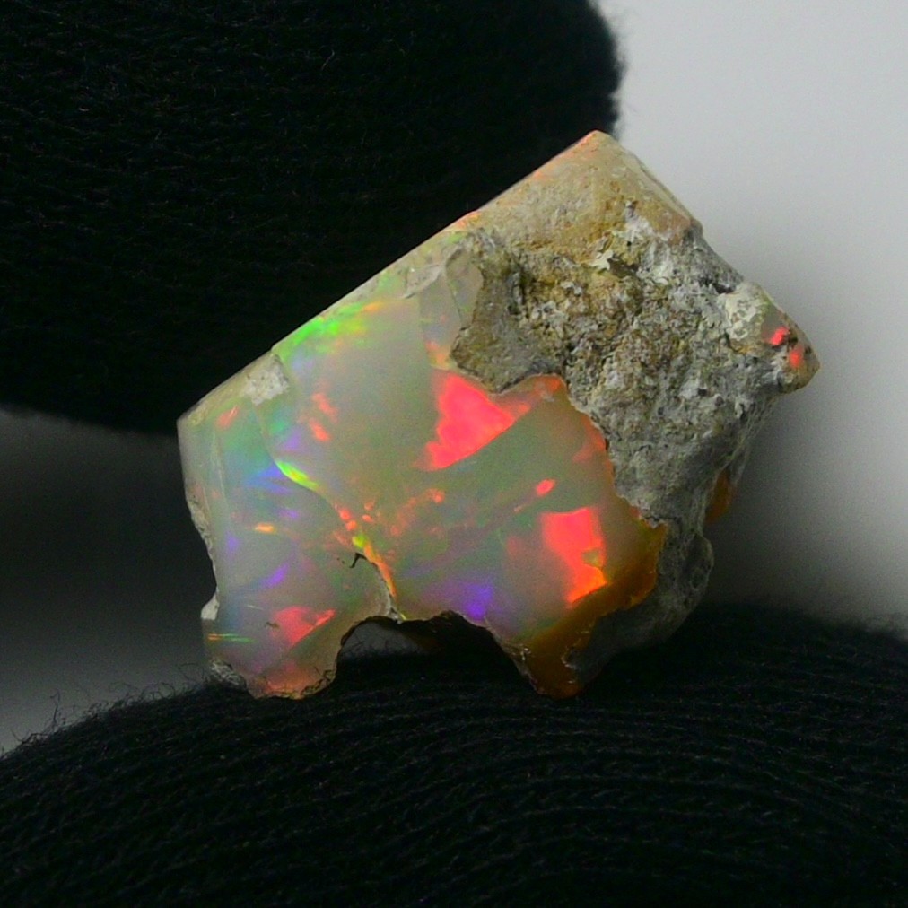 Natural Ethiopian White Opal Rough 21.25 Ct – Ideal for Jewelry, Welo Fire Opal